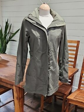 The North Face Women’s Olive Green Hooded Utility Jacket Trench Style Dryvent SM